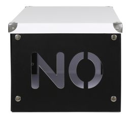 Instant Promo - Bo�te cartonn�e noire/blanche NO H. 24 x 30 x 39 cm